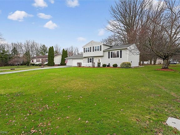 4th image of 21 Leffingwell Dr