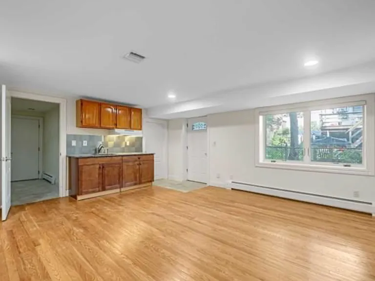 18A E Oakdene Ave #GF — Photo 3
