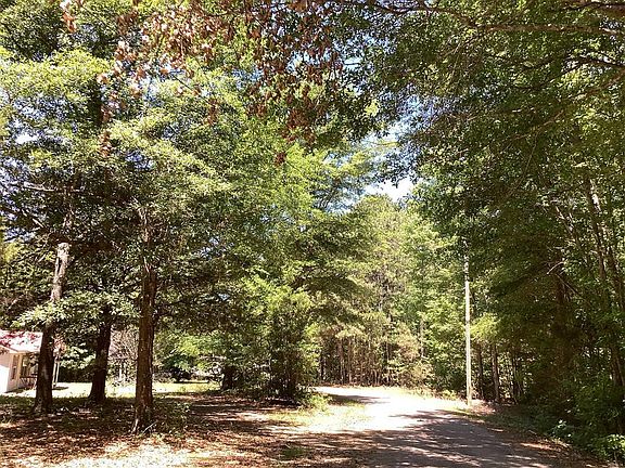 4th image of 245 Carver Hill Rd