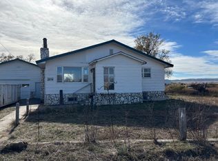 1122 W Adler Dr, Scottsbluff, NE 69361