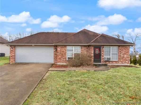 1671 Parkwood Court NE, Palmyra, IN 47164