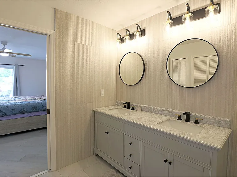 11921 Seabreeze Cove Ln — Photo 29