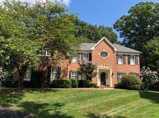 12742 Misty Creek Ln, Fairfax, VA 22033
