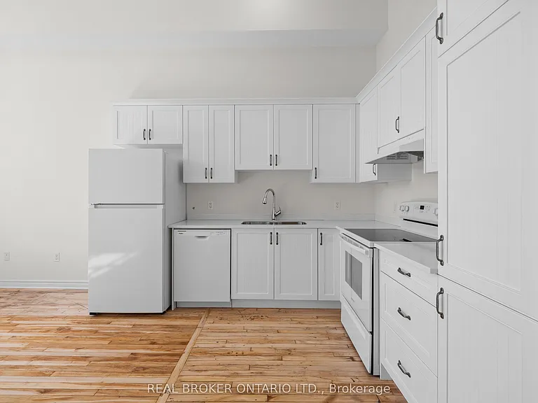 150 Mill St #212 — Photo 6