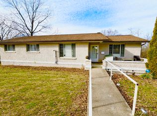 115 Dummitt Ave, Fayetteville, WV 25840