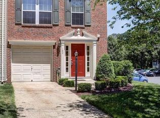 102 Cagney Ter SE, Leesburg, VA 20175
