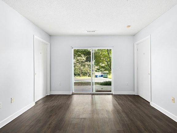 3rd image of 303 Smith Level Rd APT C12