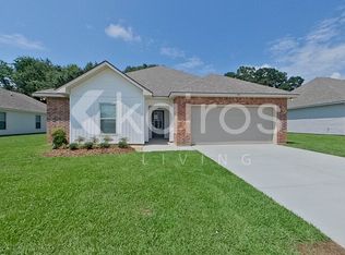 107 Rainfall Ln, Carencro, LA 70520