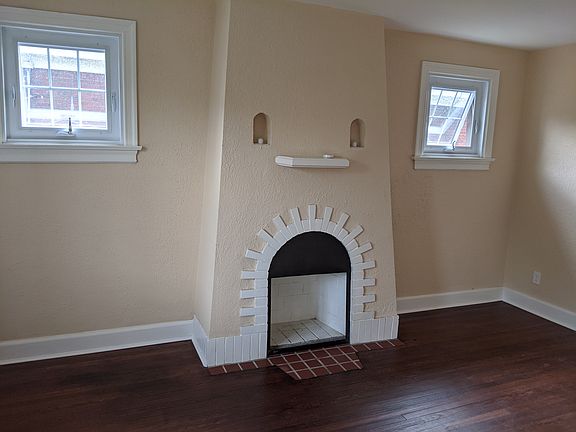 5th image of 3429 Portola Ave #0