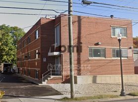 5824 E Washington Street