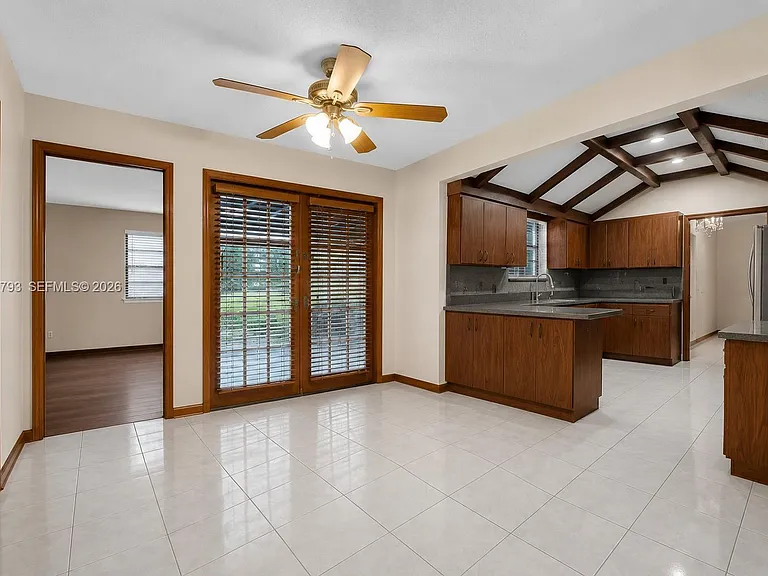 7365 N Augusta Dr — Photo 7