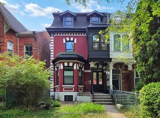 28 Beaconsfield Ave #2, Toronto, ON M6J 3H9