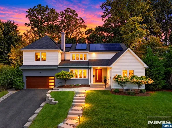 533 Ridgeland Terrace, Leonia, NJ 07605