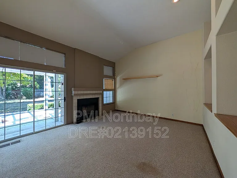3275 Formby Ln — Photo 6