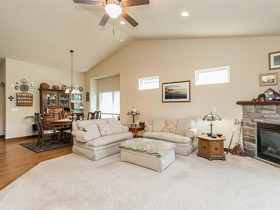 5th image of 1342 Copper Mountain Dr