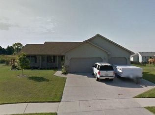 4578 Deer Point Dr, Janesville, WI 53546