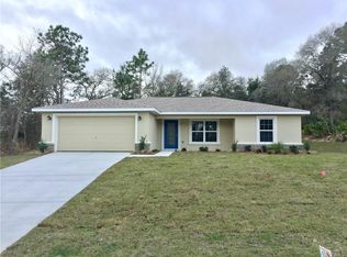 1668 W McNeal Dr, Citrus Springs, FL 34434