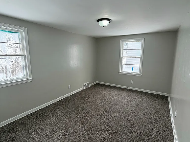 16109 Delrey Ave — Photo 8