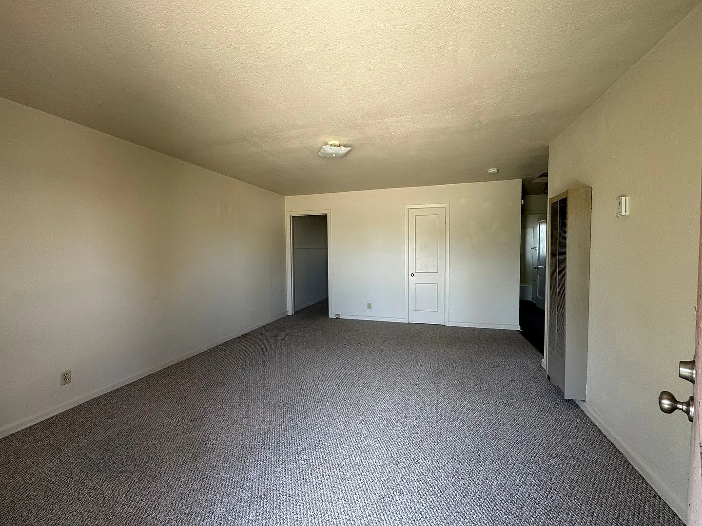 Hubbard Union Apartments — Photo 2