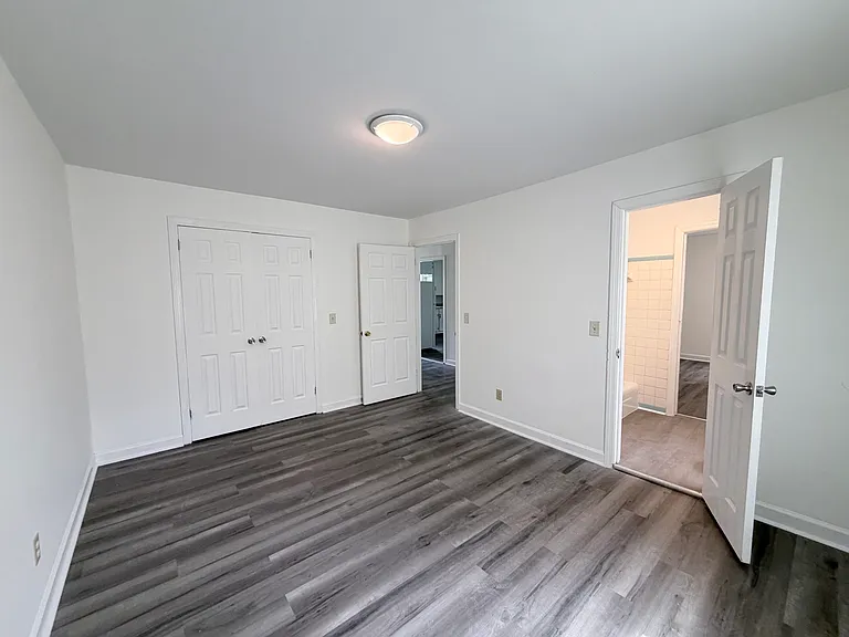 4019 Laurinburg St #A — Photo 11