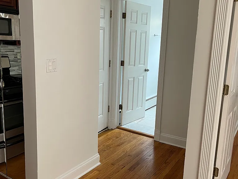 7608 N Rogers Ave #203 — Photo 14