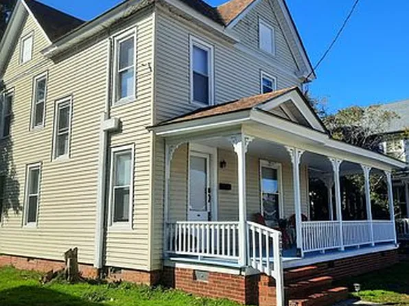 203 E Cypress St, Elizabeth City, NC 27909