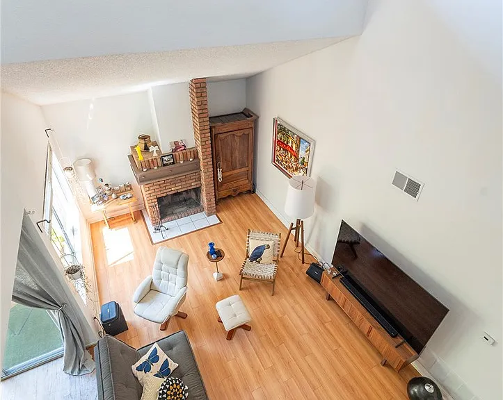 110 Firwood — Photo 5