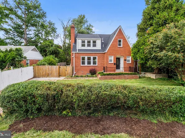 305 Dearborn Ave, Silver Spring, MD 20901