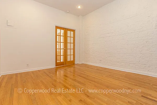 Rented by Copperwood Real Estate | media 7