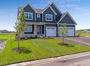 4517 Meadowview Ln, Excelsior, MN 55331