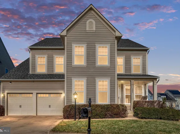 1003 Everett Ct, Fredericksburg, VA 22401