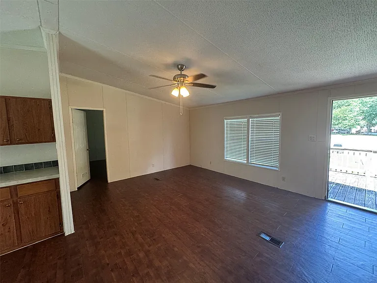 16415 Tamra Ct — Photo 39