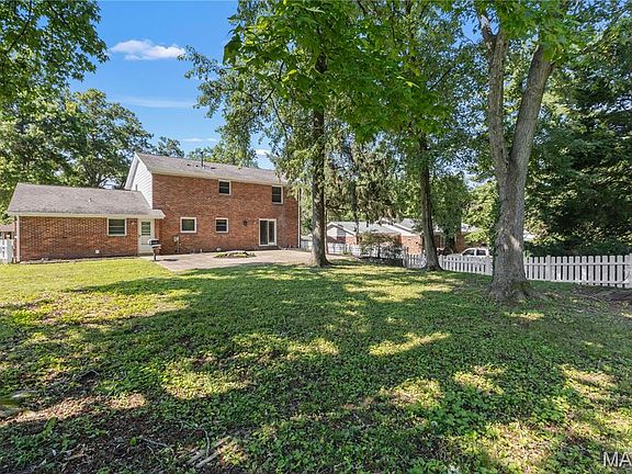 5th image of 4351 Alderwood Dr