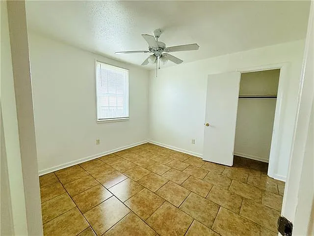1010 Lesan Dr — Photo 11