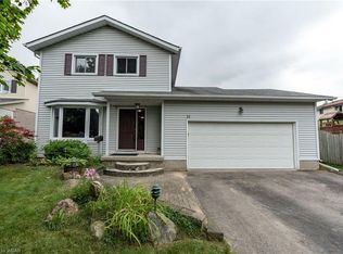 11 Rose Bridge Cres, Cambridge, ON N3C3Y7