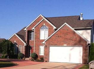 50205 Steeh Dr, Macomb, MI 48044