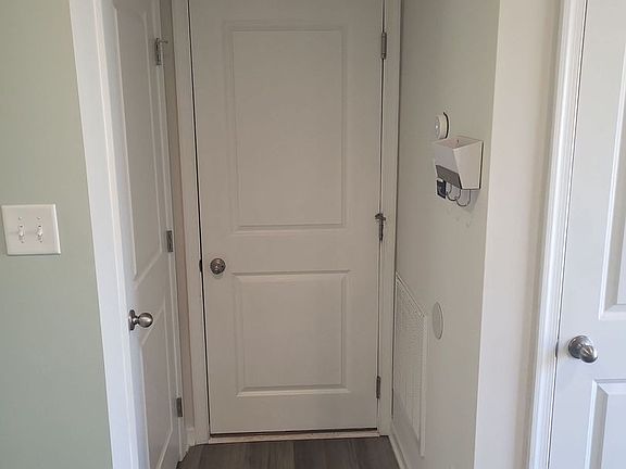 5th image of 104 Makayla Dr