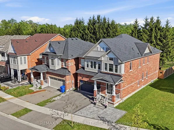 248 Greenwood Rd, Whitchurch Stouffville, ON L4A 4N8