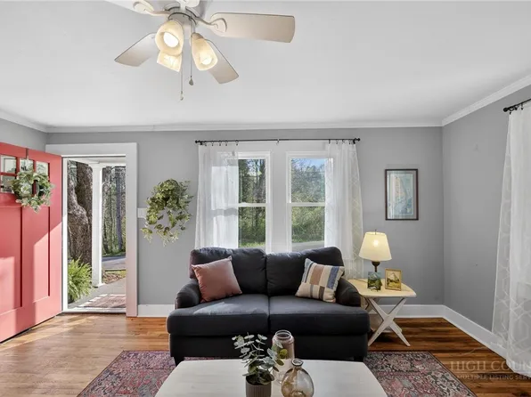 713 Prospect Street, Lenoir, NC 28645