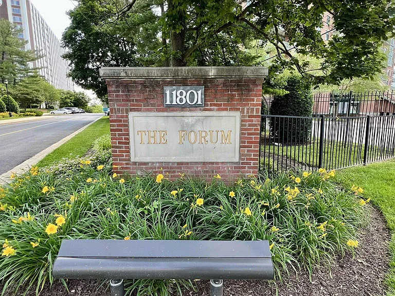 11801 Rockville Pike #207 — Photo 48