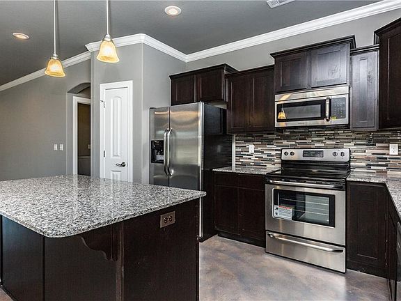 4th image of 3668 W Country Meadows St