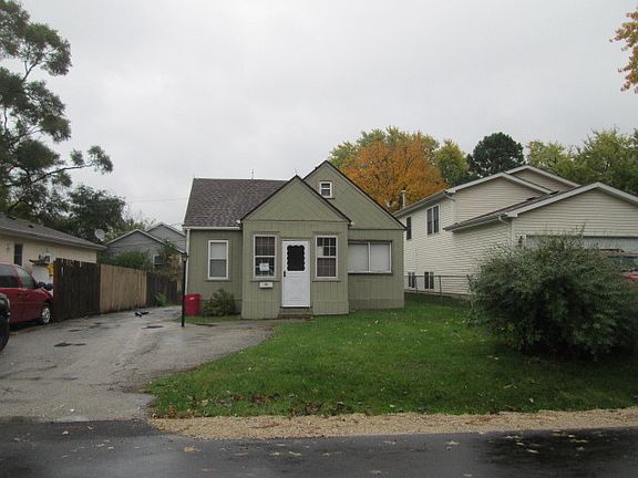 2nd image of 113 Fairlawn Dr