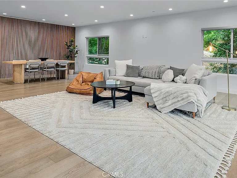 14157 Tiara St #101 — Photo 3
