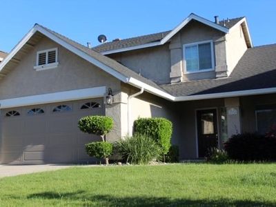2836 Woodmont Cir, Modesto, CA, 95355