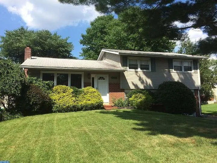 2393 Limestone Rd photo 1