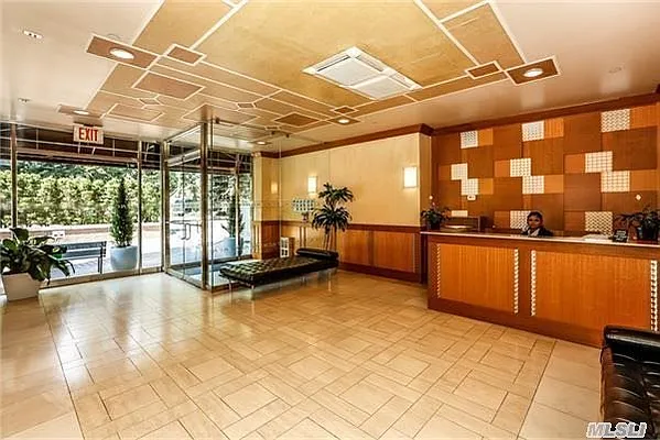 Rented by Prime Realty | media 33