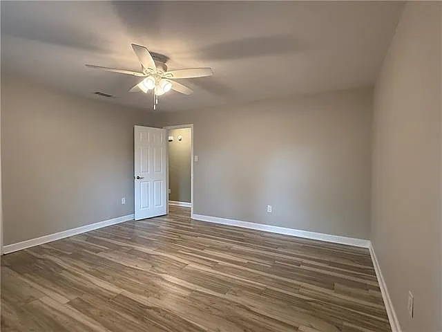 200 Tallwood Dr — Photo 17