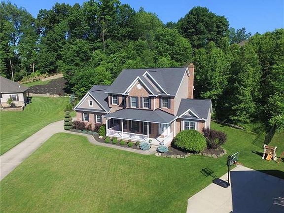 3rd image of 2541 Turf Paradise Dr