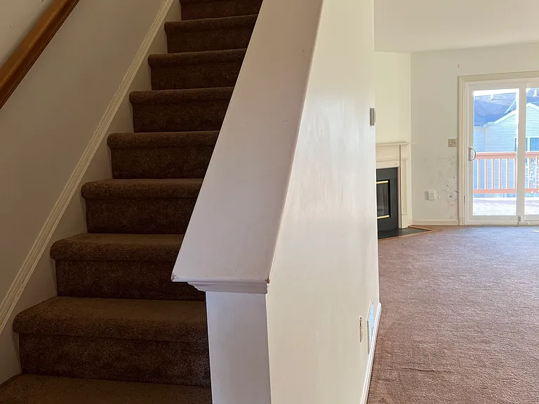 2077G Raleigh Rd — Photo 15
