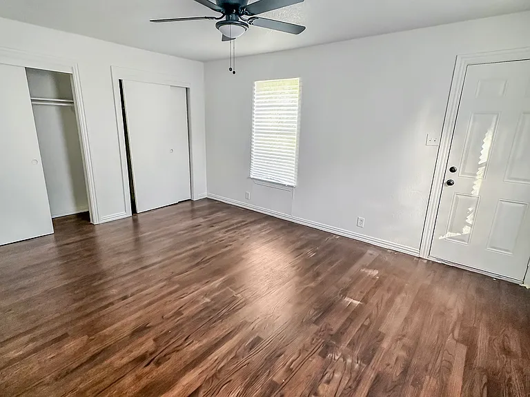 2404 Colony Ct — Photo 14